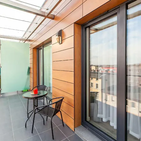 Rybacka 12a/68, * Kołobrzeg